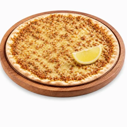 Ламаджо с сыром